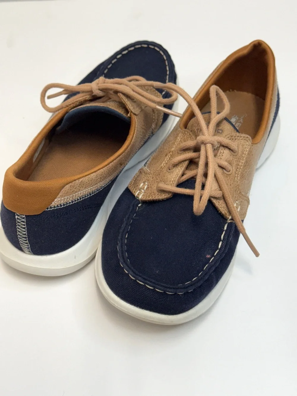 Skechers Women's On-The-Go Flex Palmilla Boat Shoes in Navy & Brown Size 8